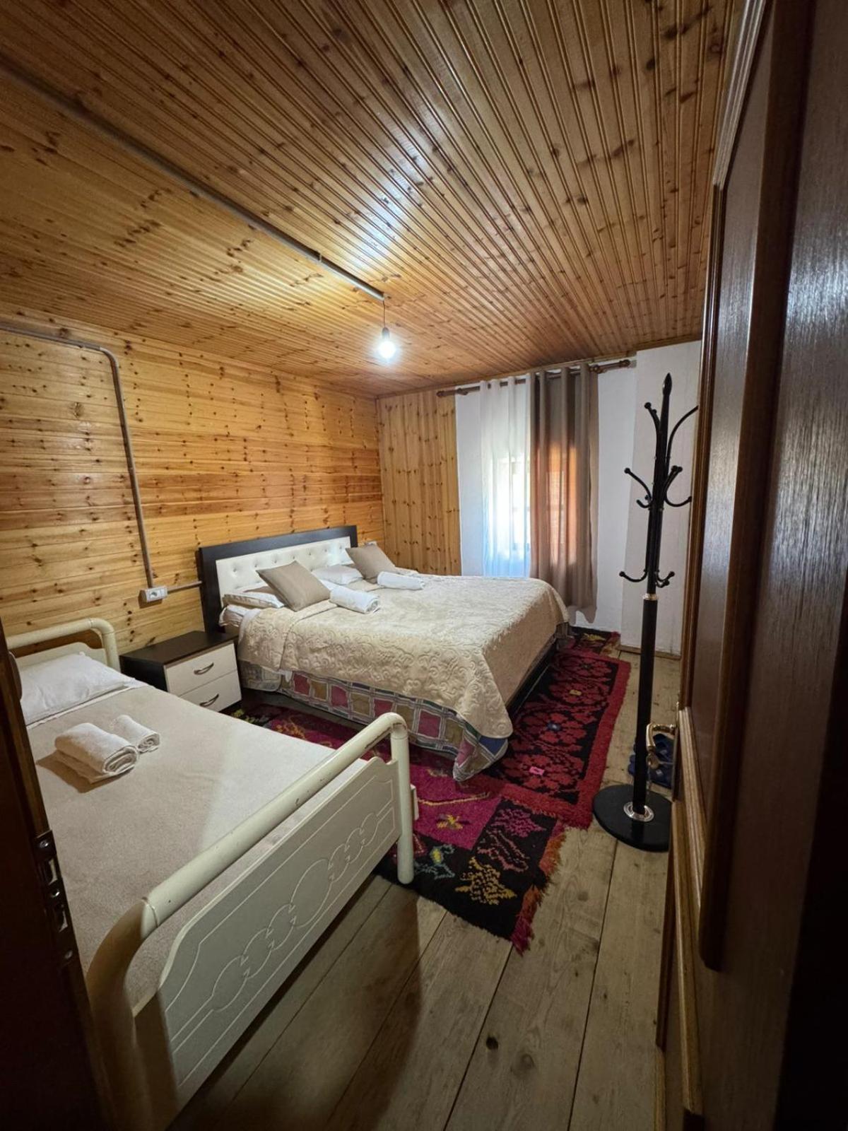 Bujtina Carku Theth Exterior foto