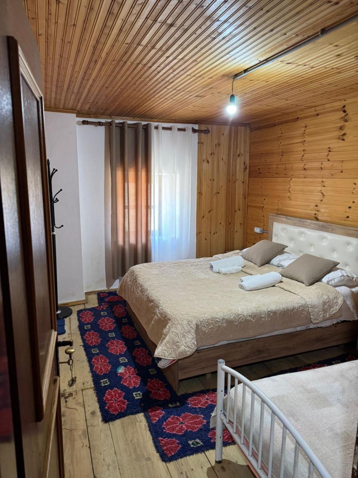 Bujtina Carku Theth Exterior foto