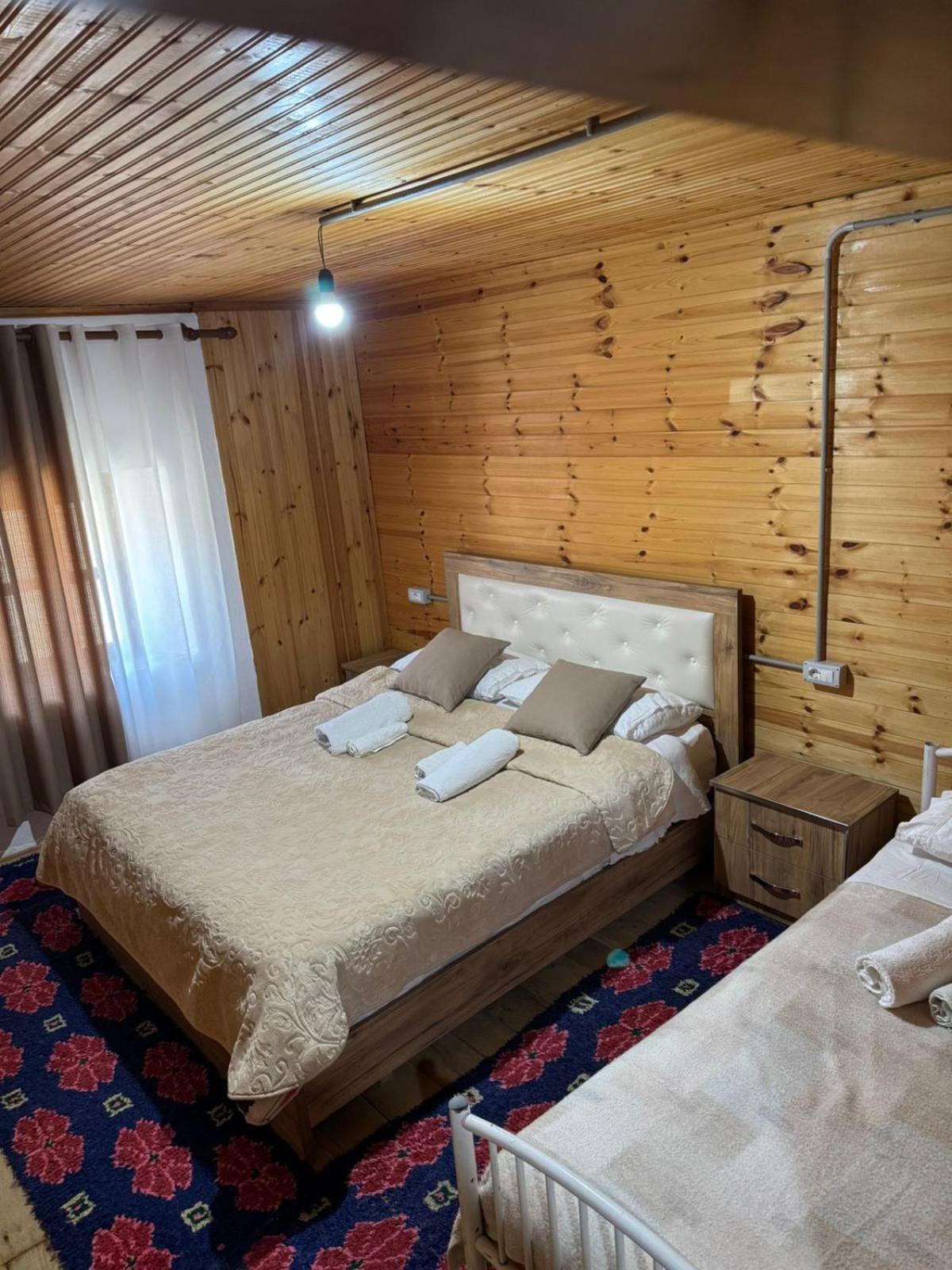 Bujtina Carku Theth Exterior foto